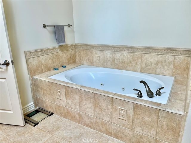 227 S Helberta Avenue B, Redondo Beach, CA 90277