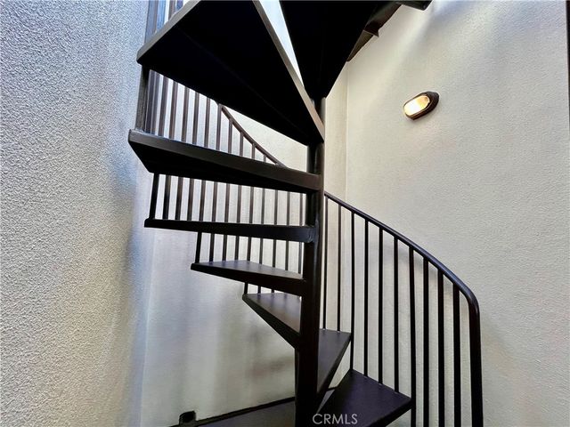227 S Helberta Avenue B, Redondo Beach, CA 90277
