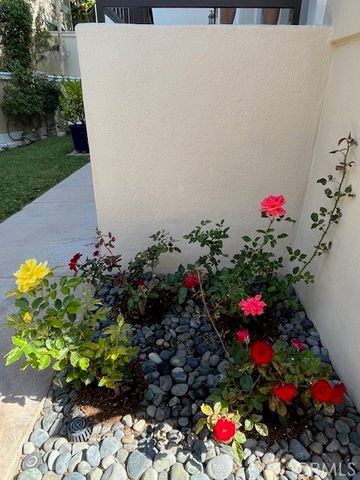 227 S Helberta Avenue B, Redondo Beach, CA 90277