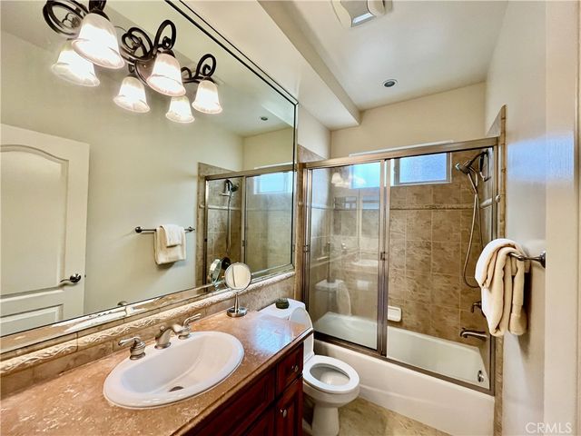 227 S Helberta Avenue B, Redondo Beach, CA 90277