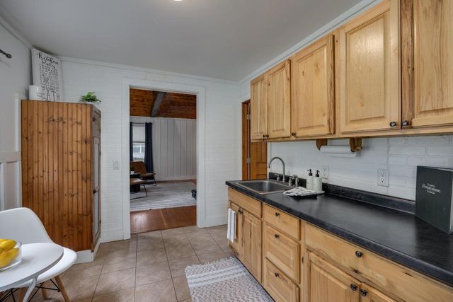 306 Bue Street, Deerfield, WI 53531