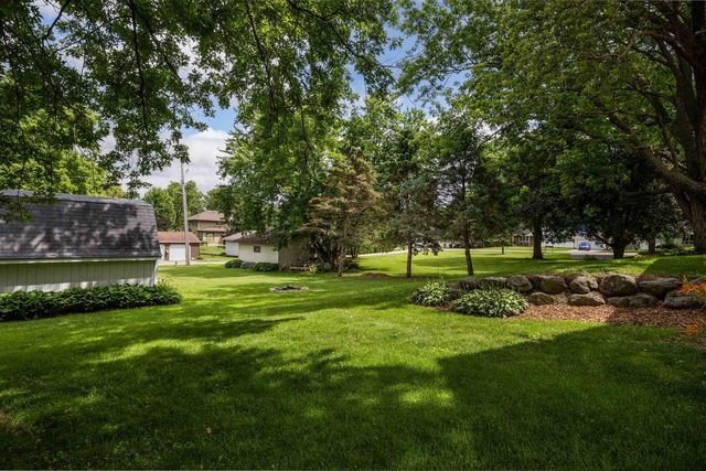 306 Bue Street, Deerfield, WI 53531