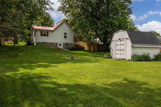 306 Bue Street, Deerfield, WI 53531
