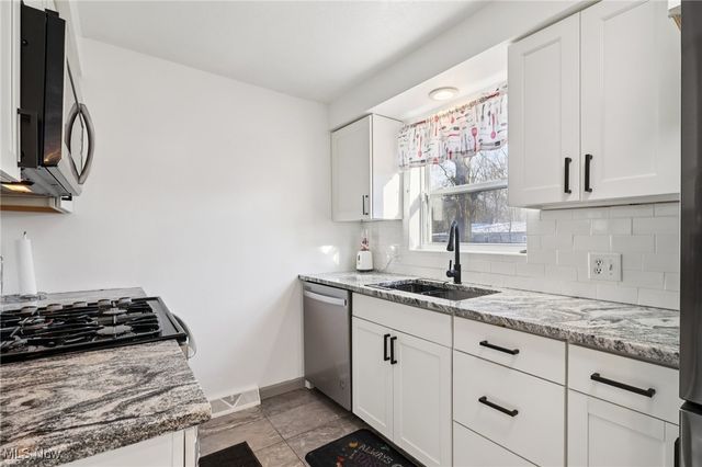 1532 Grant Avenue, Ashtabula, OH 44004