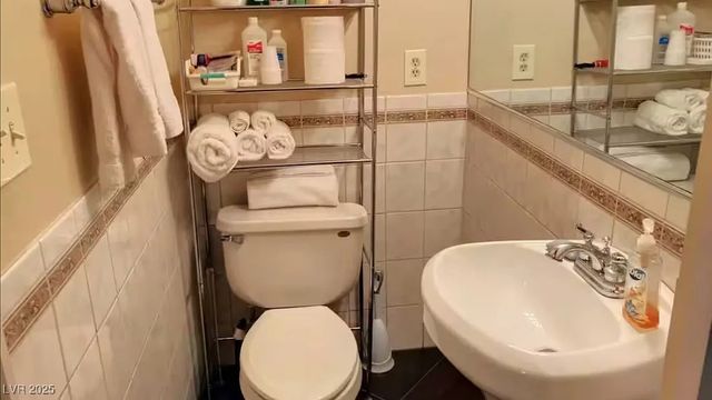 4823 Illustrious Street, Las Vegas, NV 89147