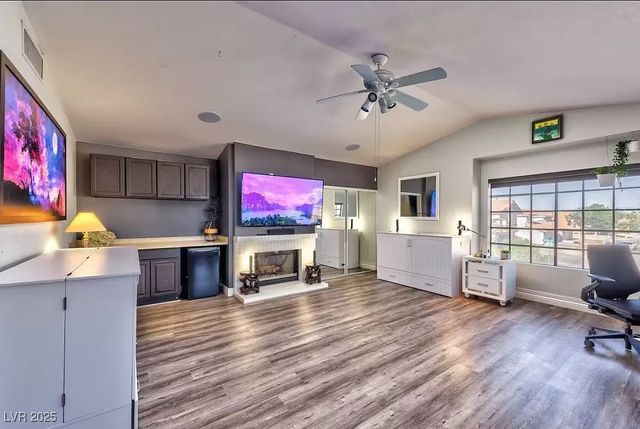 4823 Illustrious Street, Las Vegas, NV 89147