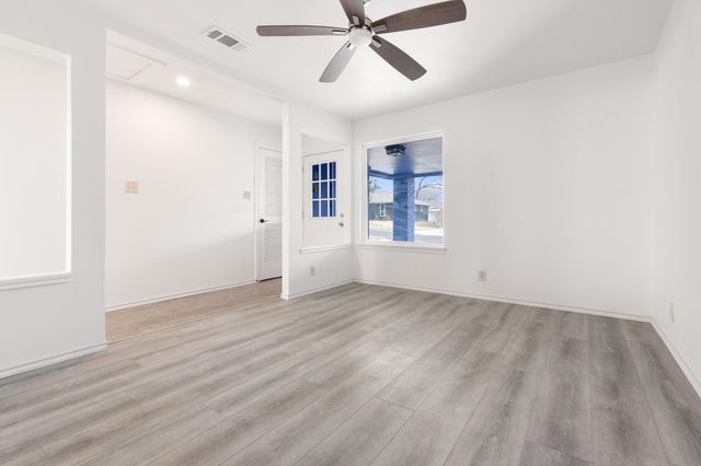 4806 Carsonhill DR, Austin, TX 78723