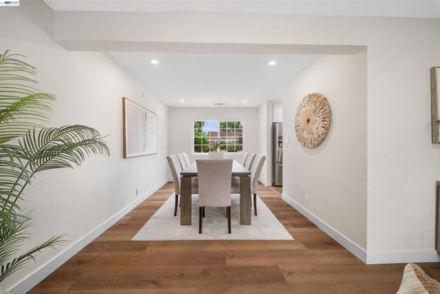5481 Greenfield Way, Pleasanton, CA 94566