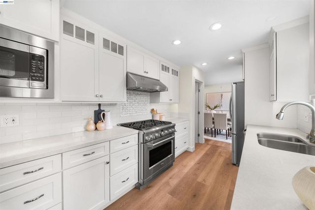 5481 Greenfield Way, Pleasanton, CA 94566