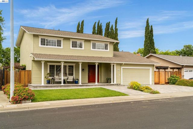 5481 Greenfield Way, Pleasanton, CA 94566