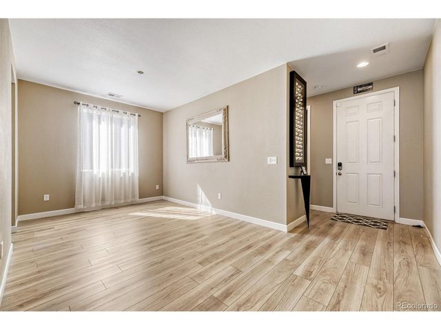 27824 E 9th Ln, Aurora, CO 80018