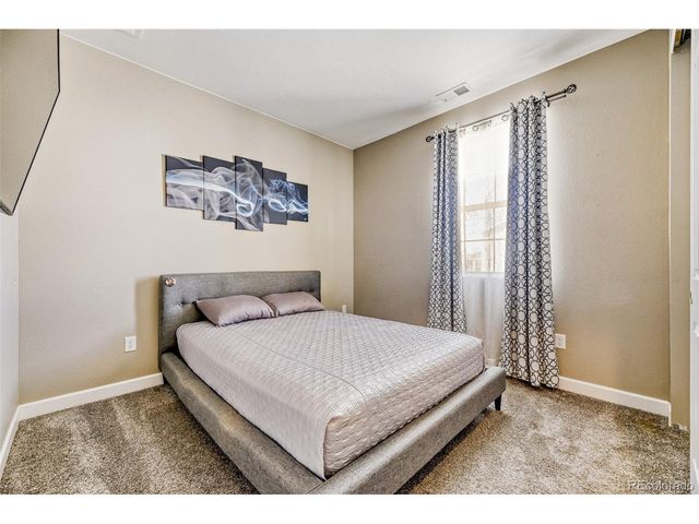 27824 E 9th Ln, Aurora, CO 80018