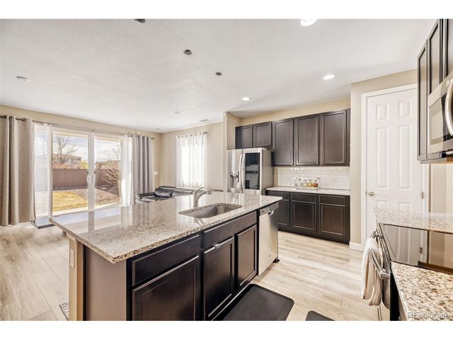 27824 E 9th Ln, Aurora, CO 80018