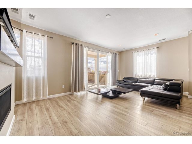 27824 E 9th Ln, Aurora, CO 80018