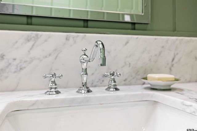 2318 S Chilton Ave, Tyler, TX 75701