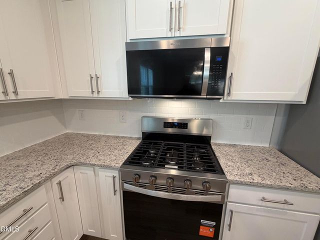 677 Fosterton Cottage Way, Raleigh, NC 27603