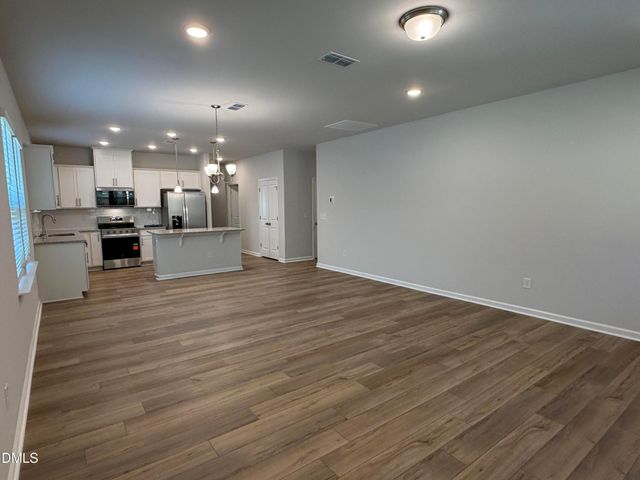 677 Fosterton Cottage Way, Raleigh, NC 27603