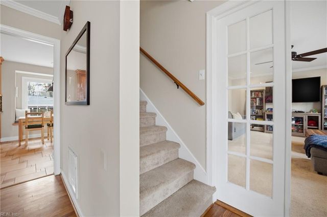 208 Shifting Log DR, Hampton, VA 23669