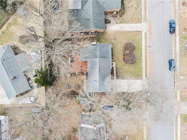 208 Shifting Log DR, Hampton, VA 23669