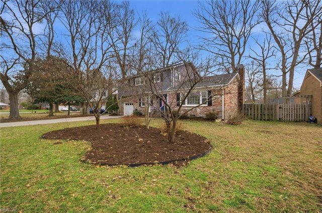 208 Shifting Log DR, Hampton, VA 23669