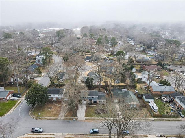 208 Shifting Log DR, Hampton, VA 23669