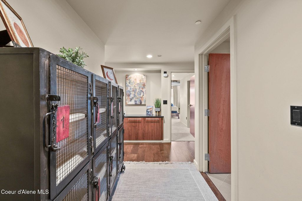 1950 W Bellerive Ln, UNIT 211, Coeur d'Alene, ID 83814 photo 5