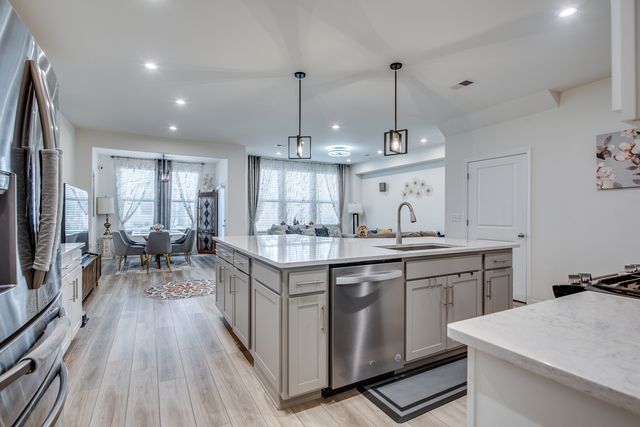 2310 Ryegrass Lane, Bolingbrook, IL 60490