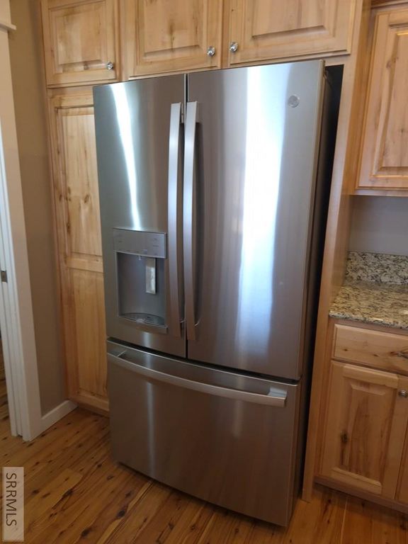 Image 11 of property listing at 2103 Fort Hall Avenue, American Falls, ID 83211