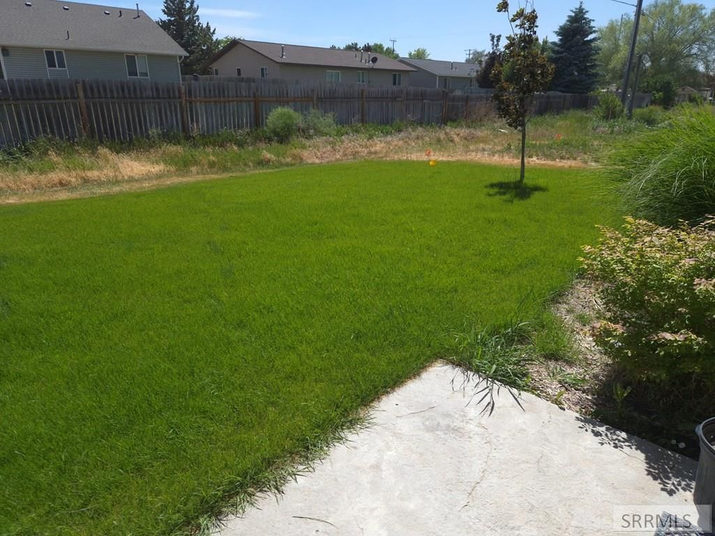 Image 32 of property listing at 2103 Fort Hall Avenue, American Falls, ID 83211