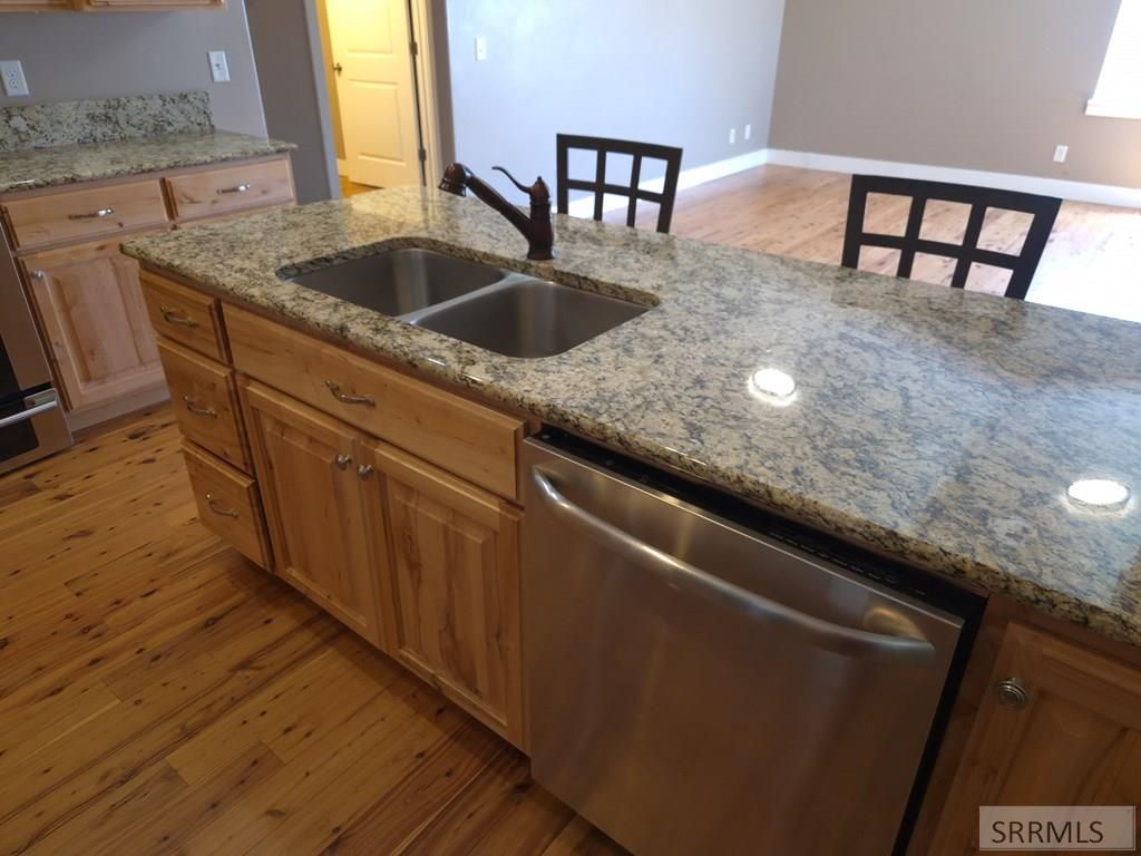 Image 7 of property listing at 2103 Fort Hall Avenue, American Falls, ID 83211