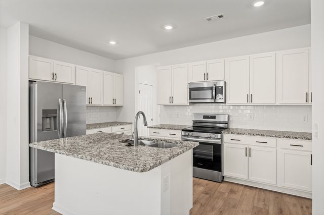 1414 Knox Ln, Lebanon, TN 37087