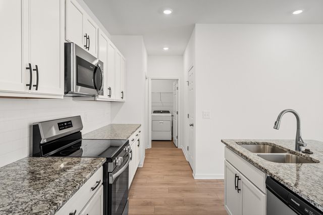 1414 Knox Ln, Lebanon, TN 37087