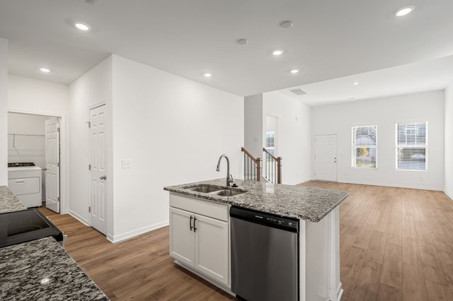 1414 Knox Ln, Lebanon, TN 37087