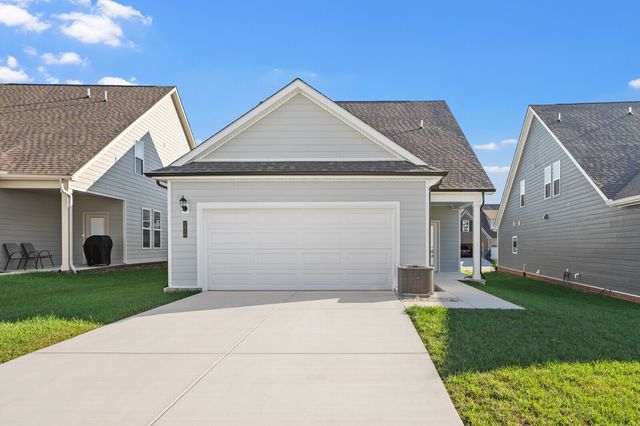 1414 Knox Ln, Lebanon, TN 37087