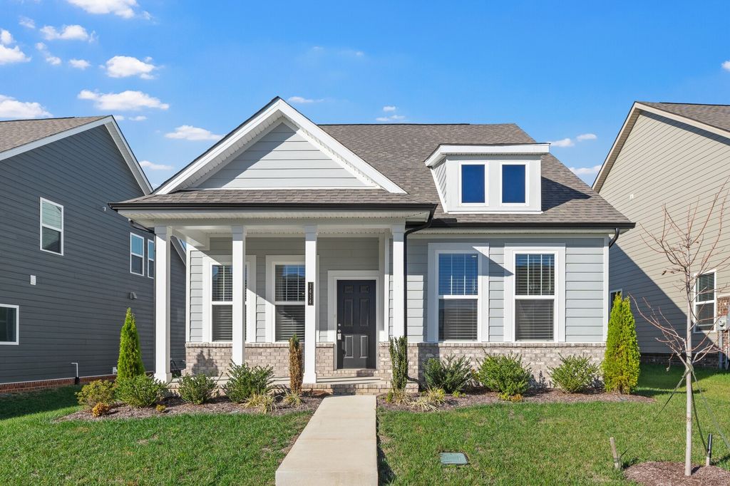 1414 Knox Ln, Lebanon, TN 37087