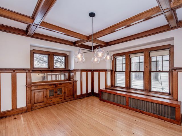 2111 Dayton Avenue, Saint Paul, MN 55104