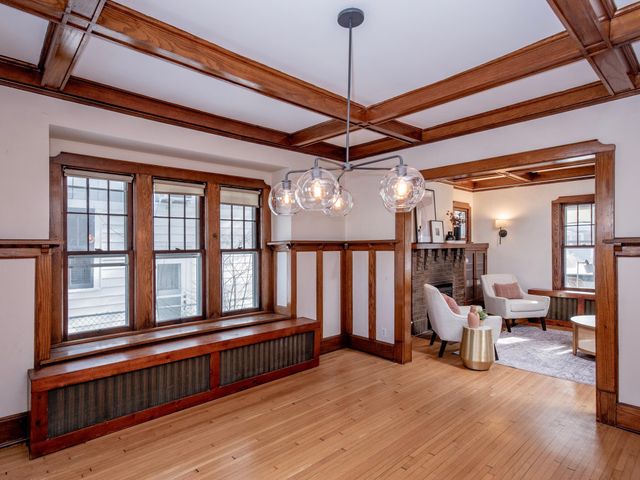 2111 Dayton Avenue, Saint Paul, MN 55104