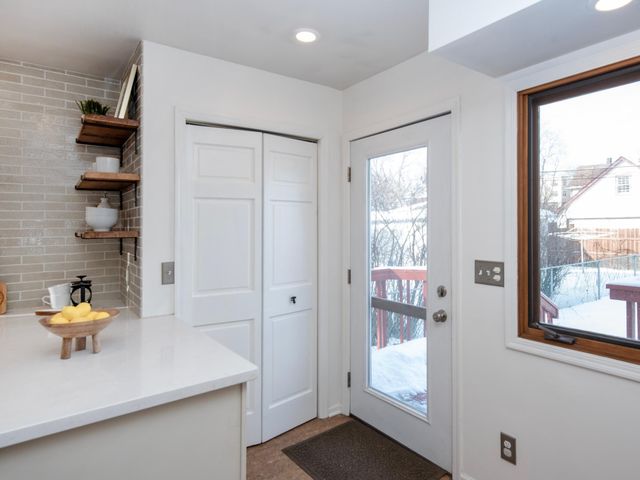 2111 Dayton Avenue, Saint Paul, MN 55104