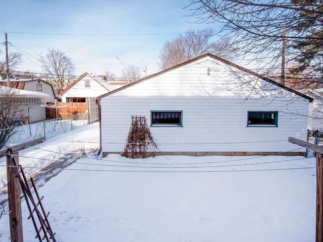2111 Dayton Avenue, Saint Paul, MN 55104