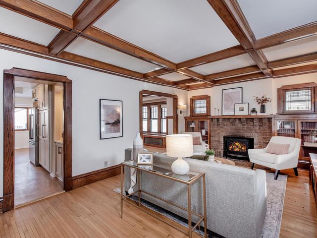 2111 Dayton Avenue, Saint Paul, MN 55104