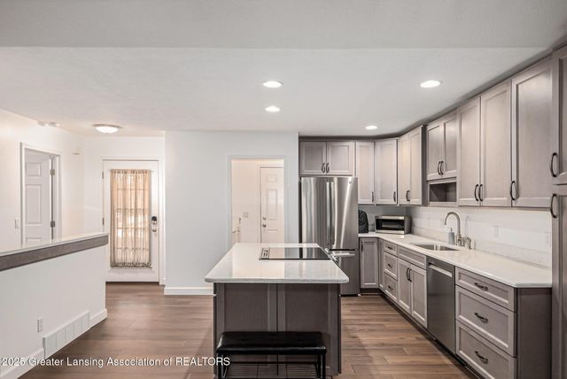 1021 Randy Lane, St. Johns, MI 48879