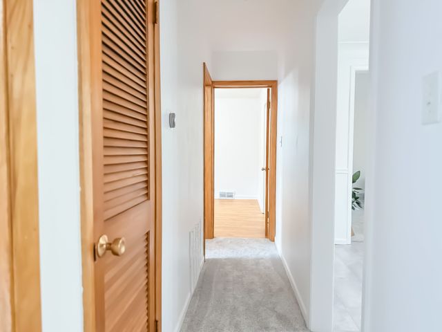 3912 67th Street, Urbandale, IA 50322