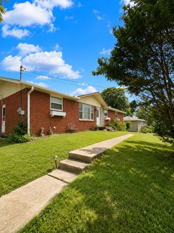 204 Lakeshore Dr, Mcminnville, TN 37110