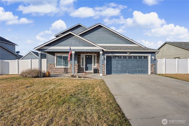 811 5th Avenue NE, Ephrata, WA 98823