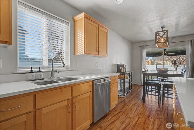 811 5th Avenue NE, Ephrata, WA 98823