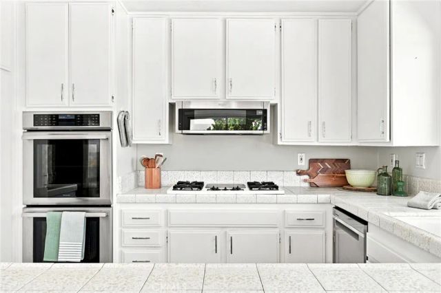 17478 Doric Street, Granada Hills, CA 91344