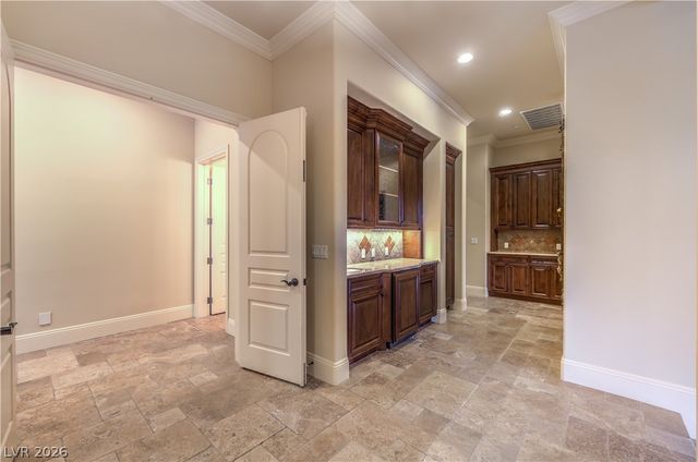 16 Anthem Pointe Court, Henderson, NV 89052