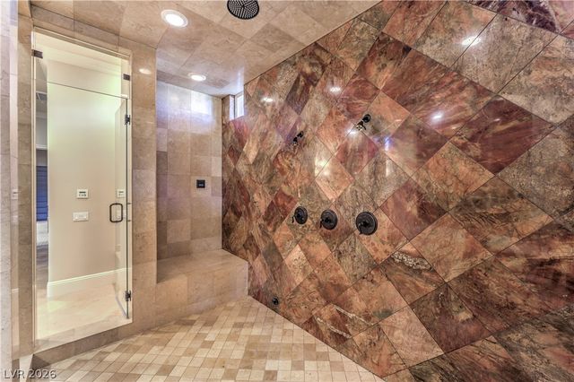 16 Anthem Pointe Court, Henderson, NV 89052