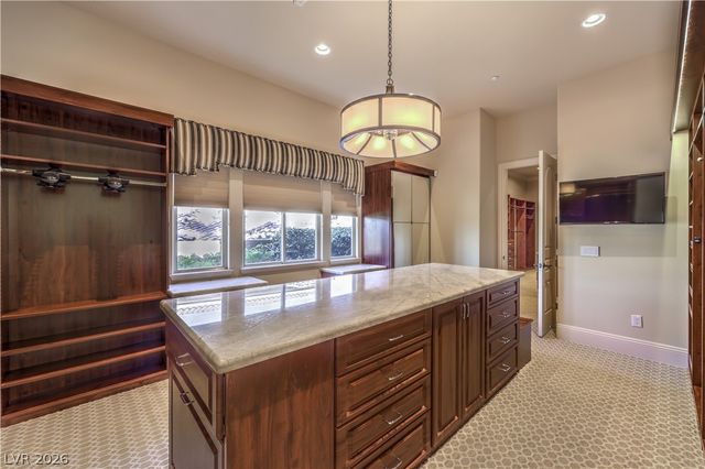 16 Anthem Pointe Court, Henderson, NV 89052