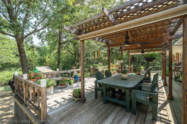 2700 Blue Bird Lane, Poteau, OK 74953